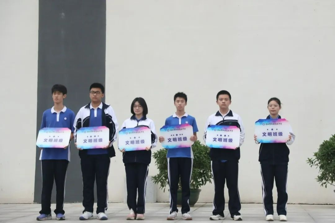 一班一品展风貌 一点一滴汇成长