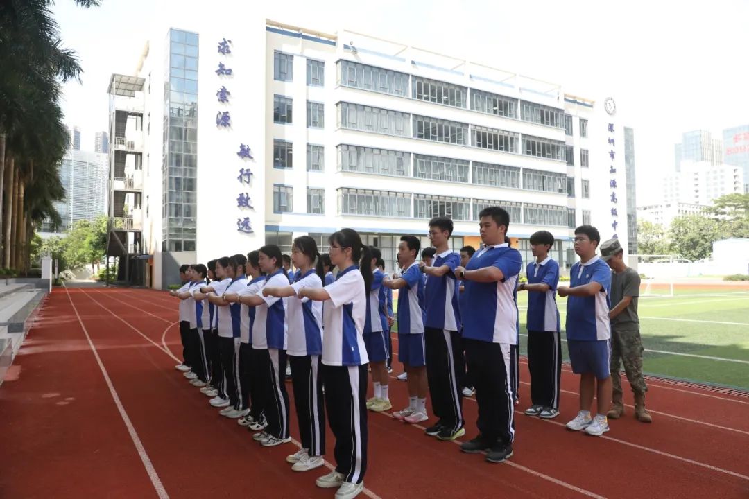 青春逢盛世 军训绽芳华——深圳市知源高级中学高一军训高燃现场直击